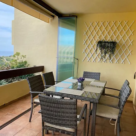 Apartment Golf, Relax And Explore Manilva